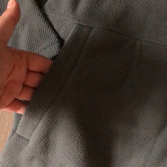 NWT Under Armour sweatshirt - Picture 5 of 13